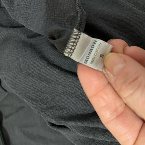 Size small studded tee shirt. Dark gray. Monrow brand. - Picture 4 of 5